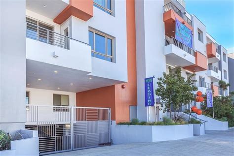 woodley sara apartments van nuys  Discover 1,522 spacious units for rent with modern amenities and a variety of floor plans to fit your lifestyle